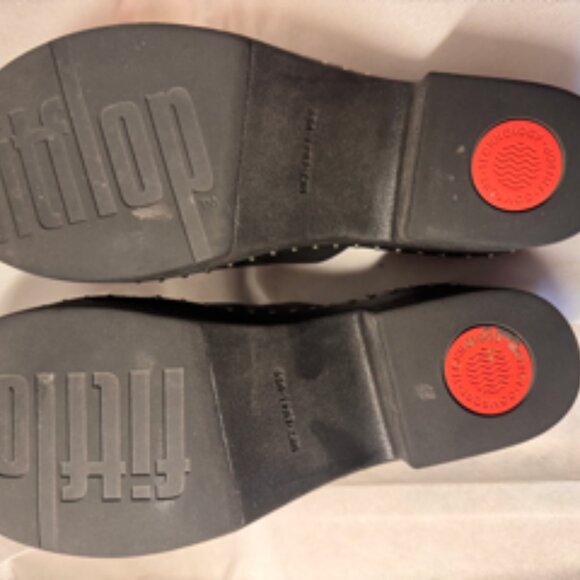 FitFlop Women's Size 9 Black Pilar Studded Platform Mules - Picture 8 of 13